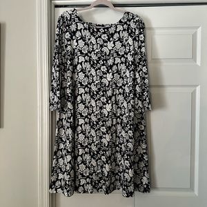 NWT LOFT black and white t-shirt dress